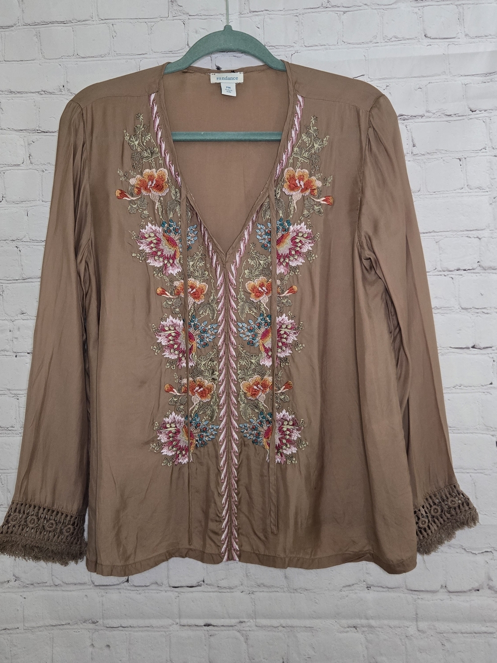 Sundance Floral Embroidered V-Neck Poet Blouse Boho Hippie Sz M